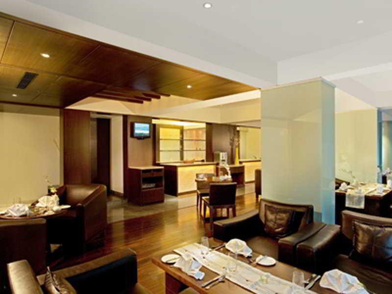 Oakwood Residence Naylor Road פונה מסעדה תמונה