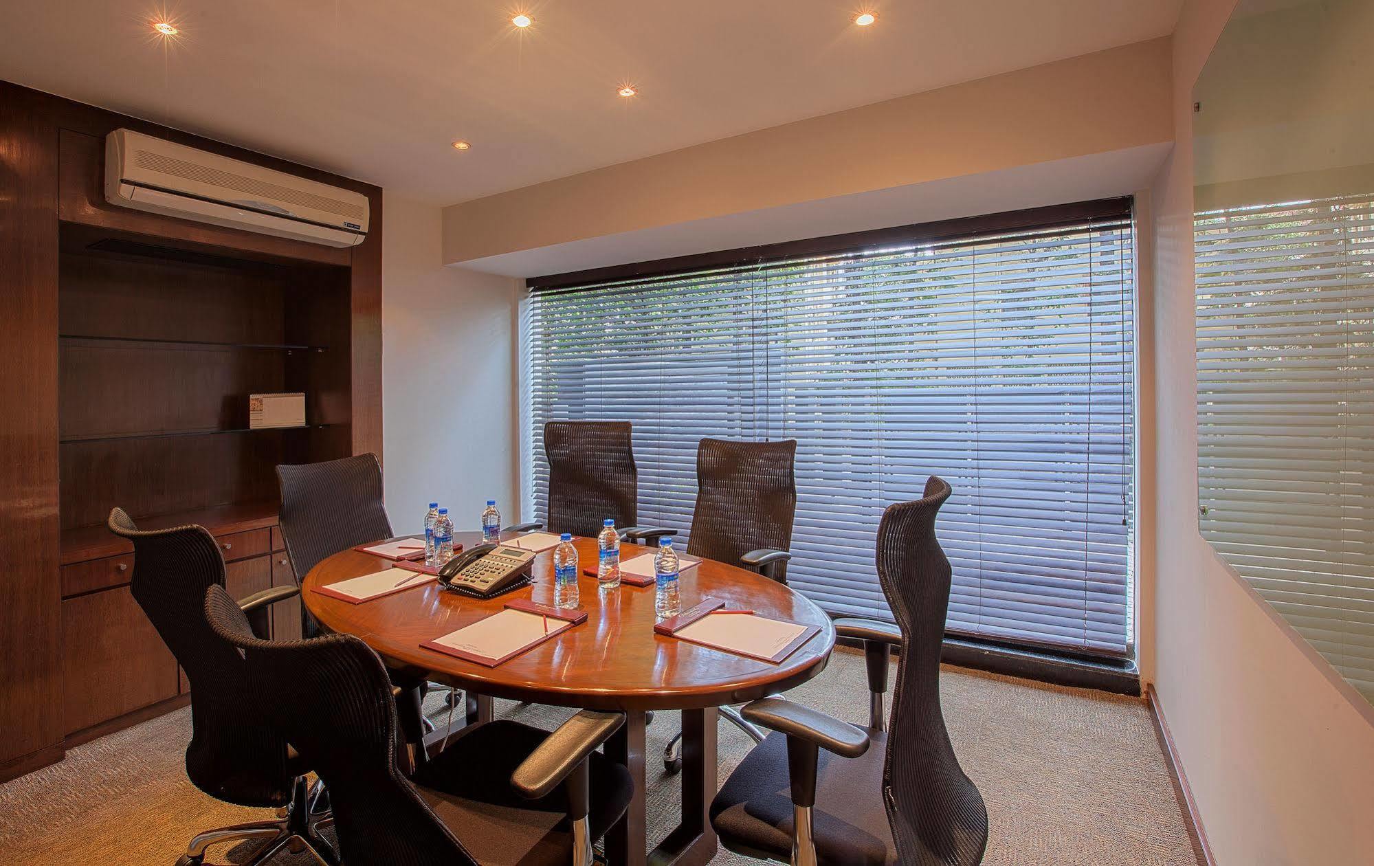 Oakwood Residence Naylor Road פונה מראה חיצוני תמונה